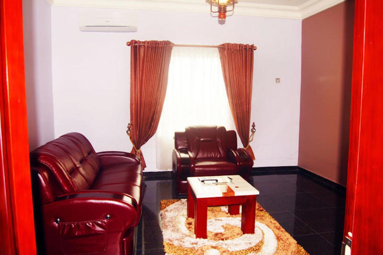 Milestone Hotel Ogombo Ngoại thất bức ảnh