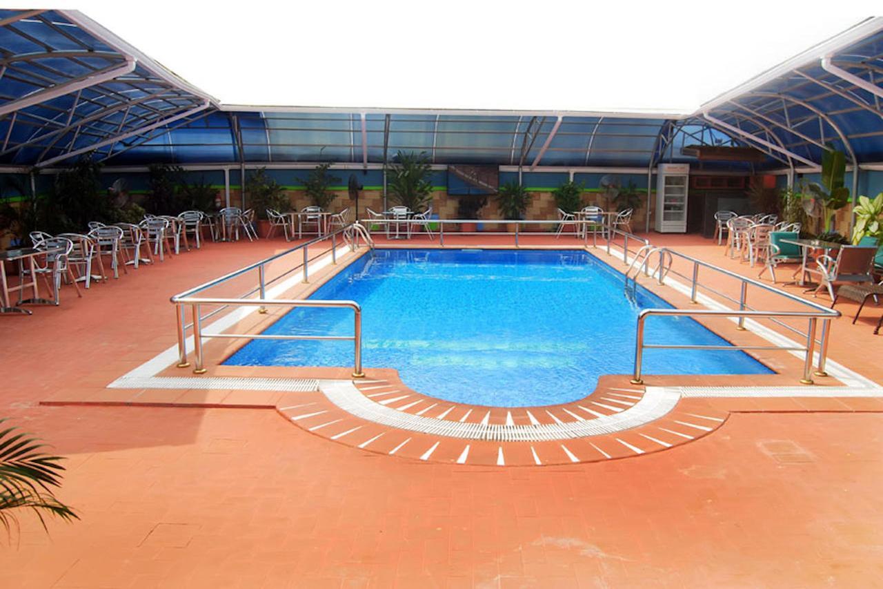 Milestone Hotel Ogombo Ngoại thất bức ảnh